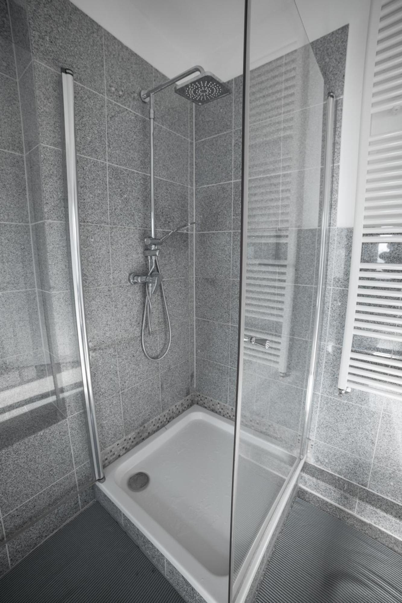 Exklusives Apartment Im Historischen Wohnhaus Mit Kamin, Bad & Viel Platz Bremerhaven Exterior foto